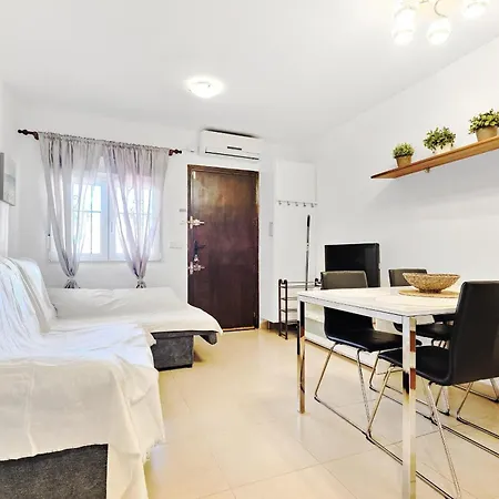 Espanhouse Silvena דירה